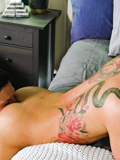 Horny gay dudes Dalton Riley and Vincent OReilly bang in hot positions