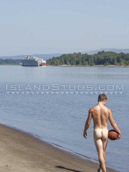 Bubble Butt Grant is Back! Tall Muscle Twink Skinny Dips, Pees, Opens Hole x2 and Busts a Big Load Only Here!