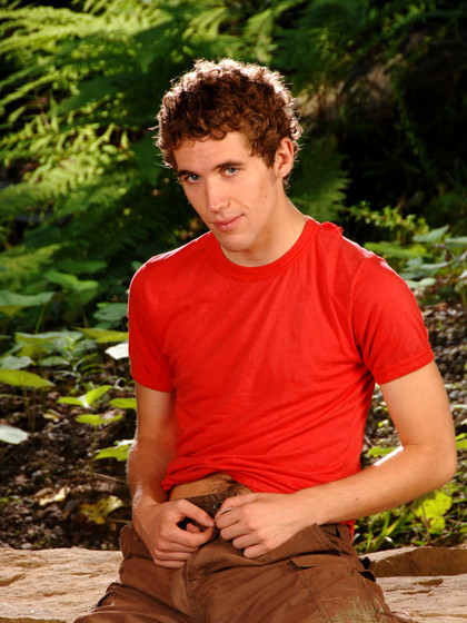 Straight twink Isaac Novac shows his boner